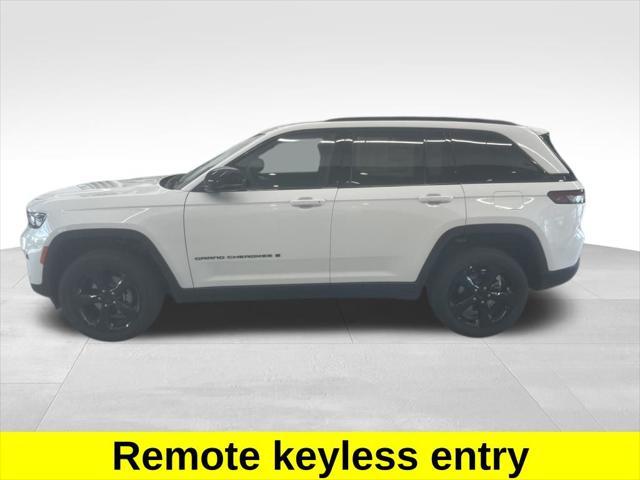 new 2025 Jeep Grand Cherokee car, priced at $47,780