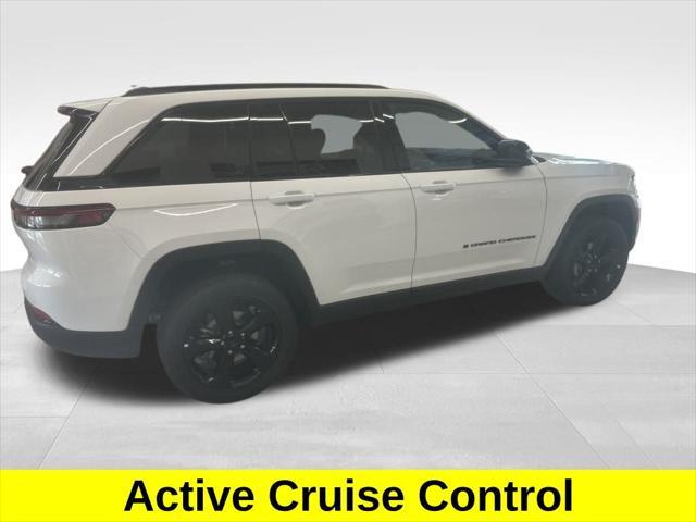 new 2025 Jeep Grand Cherokee car, priced at $47,780