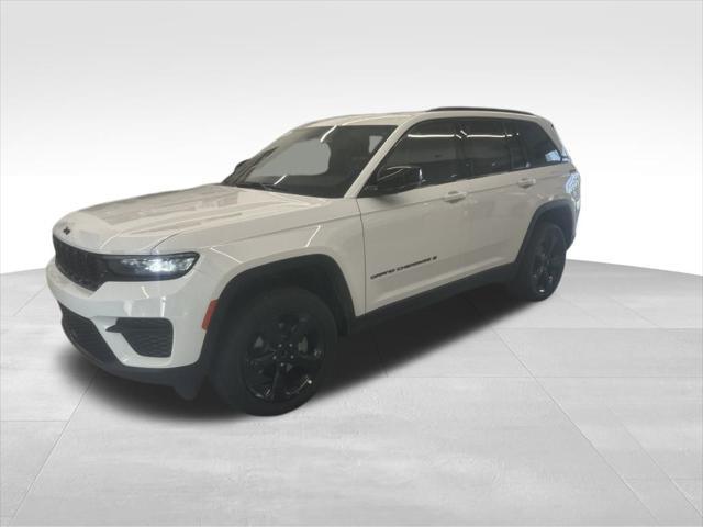 new 2025 Jeep Grand Cherokee car, priced at $47,780