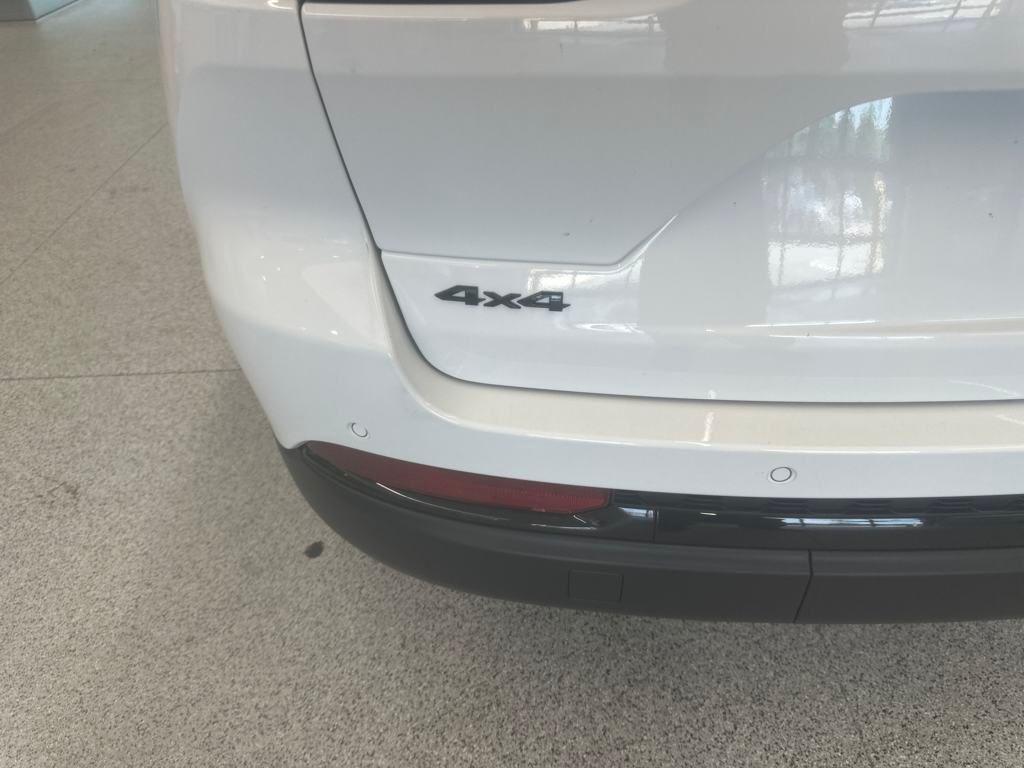 new 2025 Jeep Grand Cherokee car, priced at $47,780