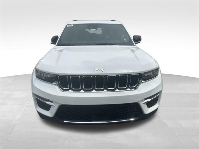new 2025 Jeep Grand Cherokee car, priced at $49,415