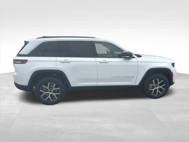 new 2025 Jeep Grand Cherokee car, priced at $49,415