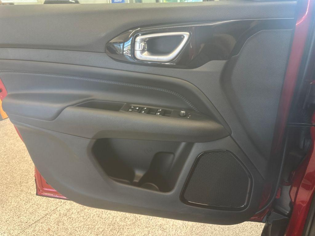 new 2026 Jeep Compass car, priced at $33,325