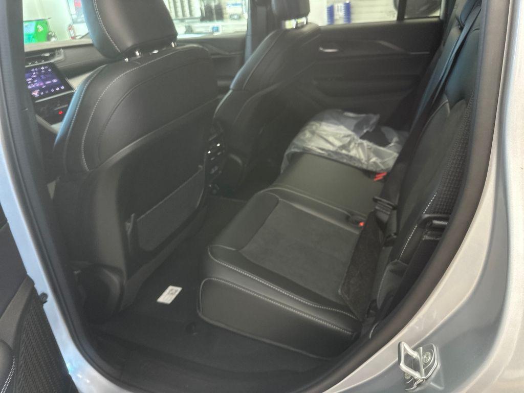 new 2025 Jeep Grand Cherokee car, priced at $48,375