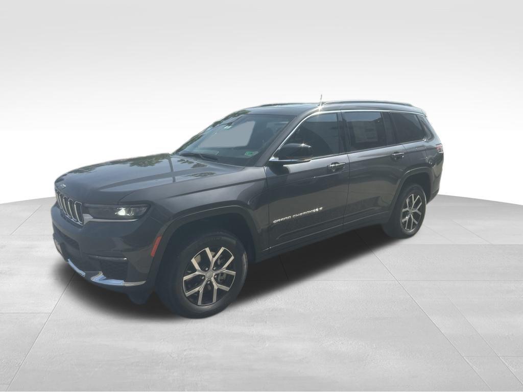 new 2025 Jeep Grand Cherokee L car, priced at $52,110