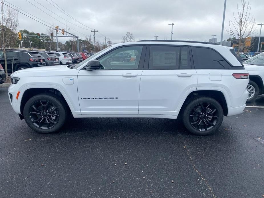 new 2024 Jeep Grand Cherokee 4xe car