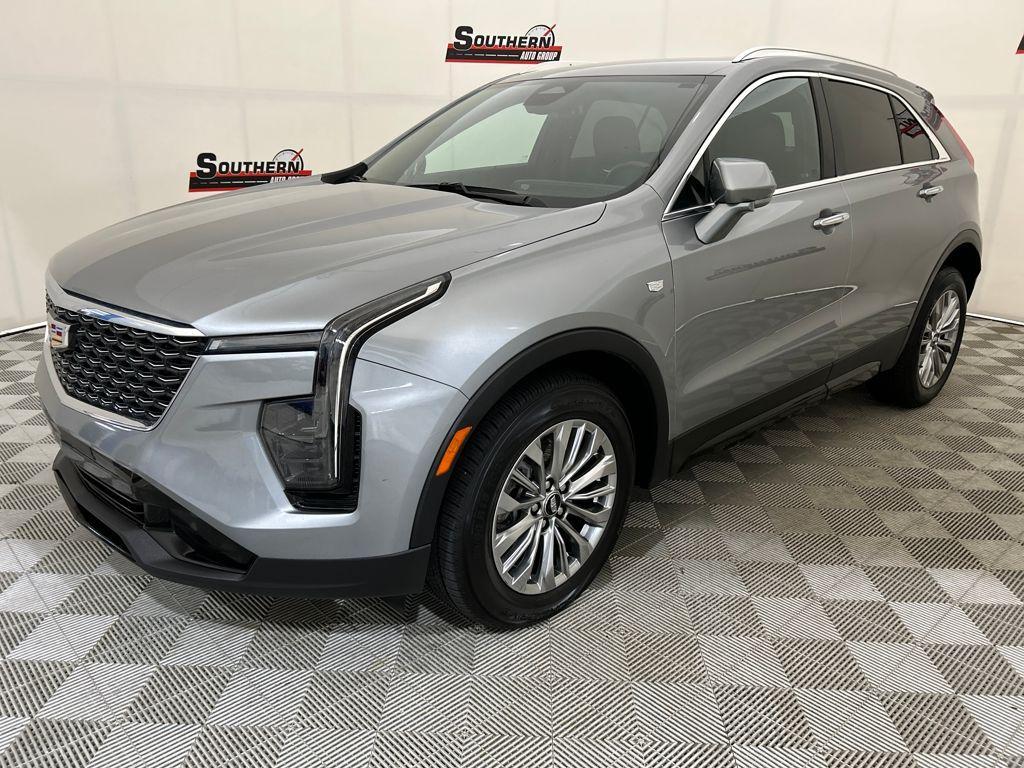 used 2024 Cadillac XT4 car, priced at $27,888