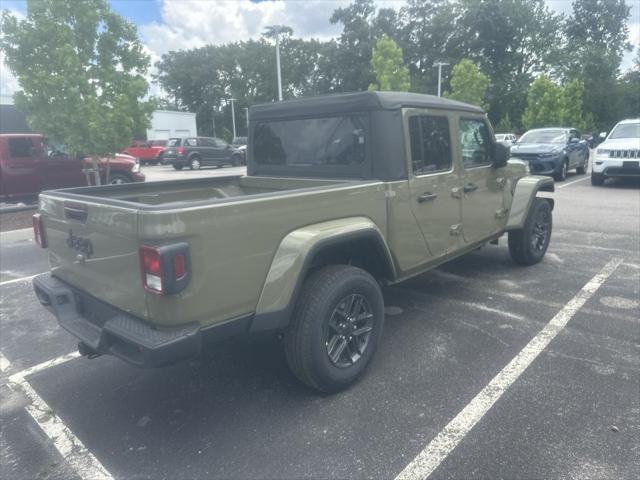 new 2025 Jeep Gladiator car, priced at $50,940
