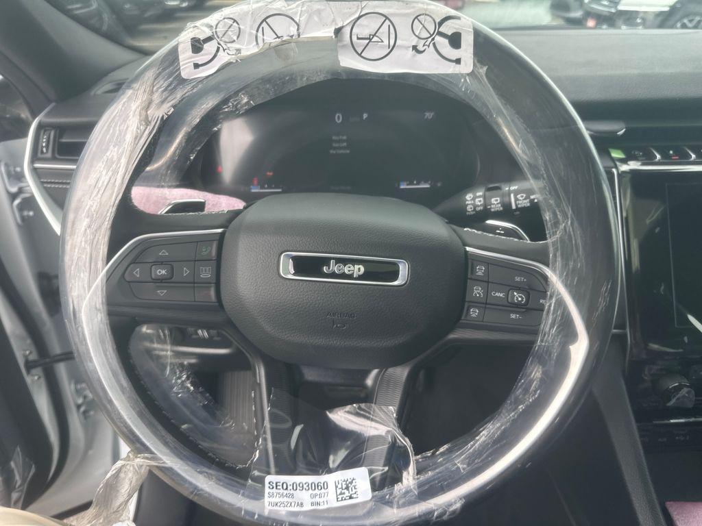 new 2025 Jeep Grand Cherokee L car, priced at $49,780