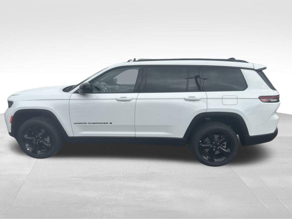 new 2025 Jeep Grand Cherokee L car, priced at $49,780
