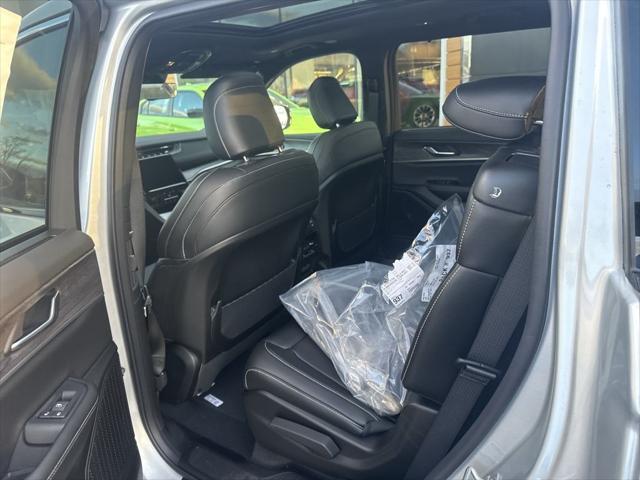 new 2025 Jeep Grand Cherokee L car, priced at $58,210