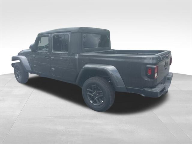 new 2025 Jeep Gladiator car, priced at $50,940