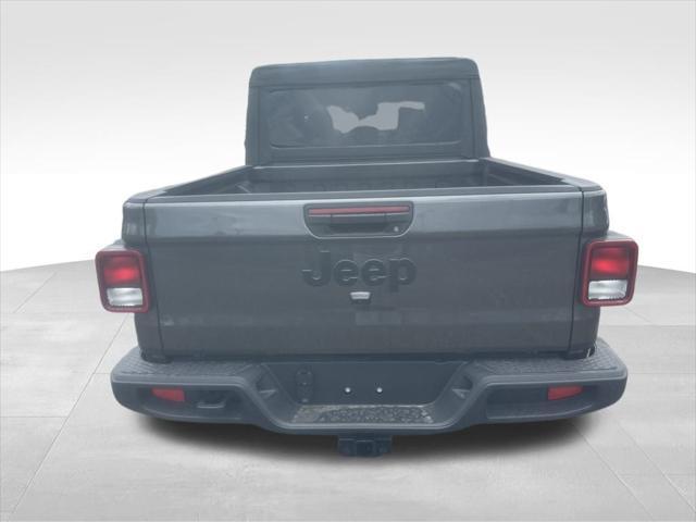 new 2025 Jeep Gladiator car, priced at $50,940