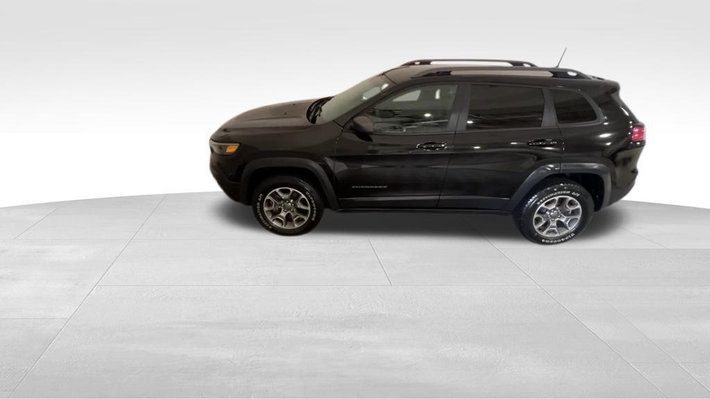 used 2020 Jeep Cherokee car, priced at $18,000