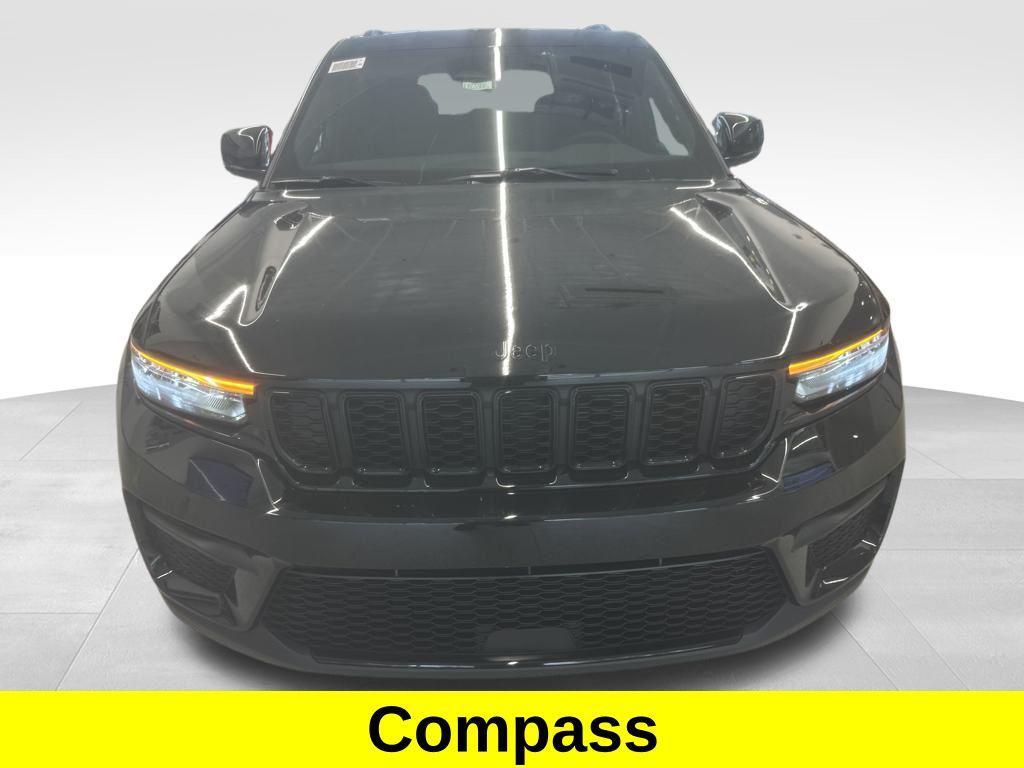 new 2025 Jeep Grand Cherokee car, priced at $48,375
