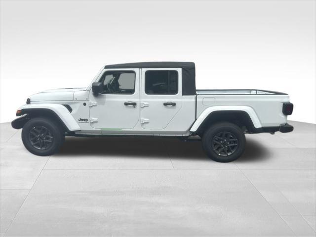 new 2025 Jeep Gladiator car, priced at $50,345