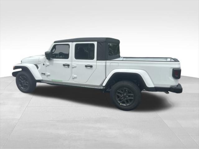 new 2025 Jeep Gladiator car, priced at $50,345