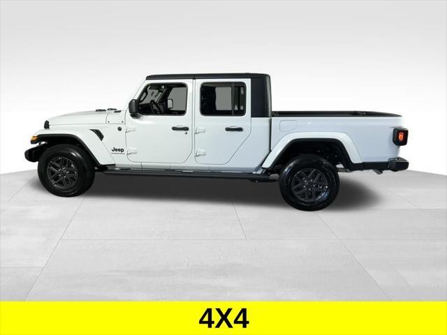 used 2024 Jeep Gladiator car, priced at $37,893