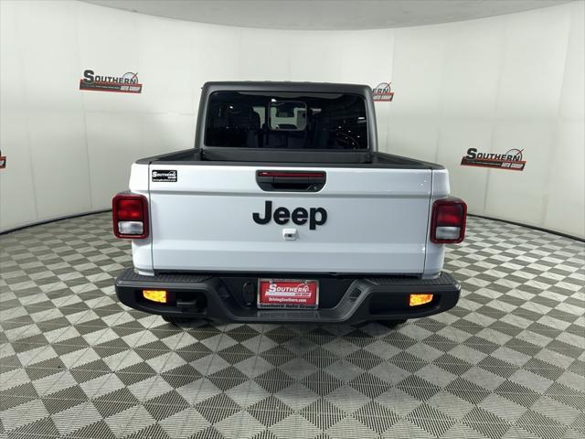 used 2024 Jeep Gladiator car, priced at $37,853