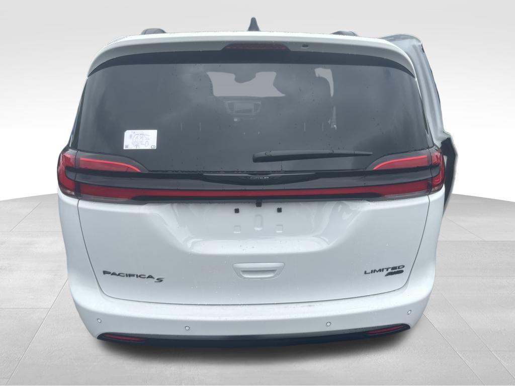 new 2026 Chrysler Pacifica car, priced at $57,260