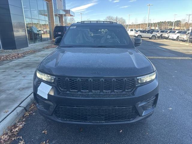 new 2025 Jeep Grand Cherokee car, priced at $48,175