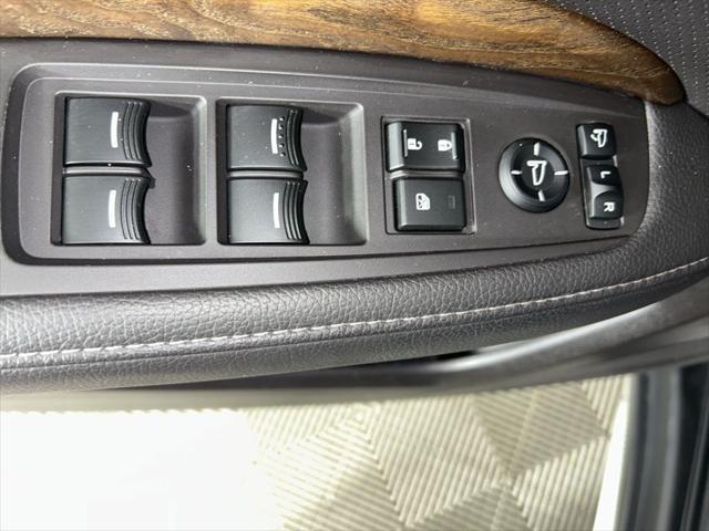 used 2020 Acura MDX car, priced at $29,888