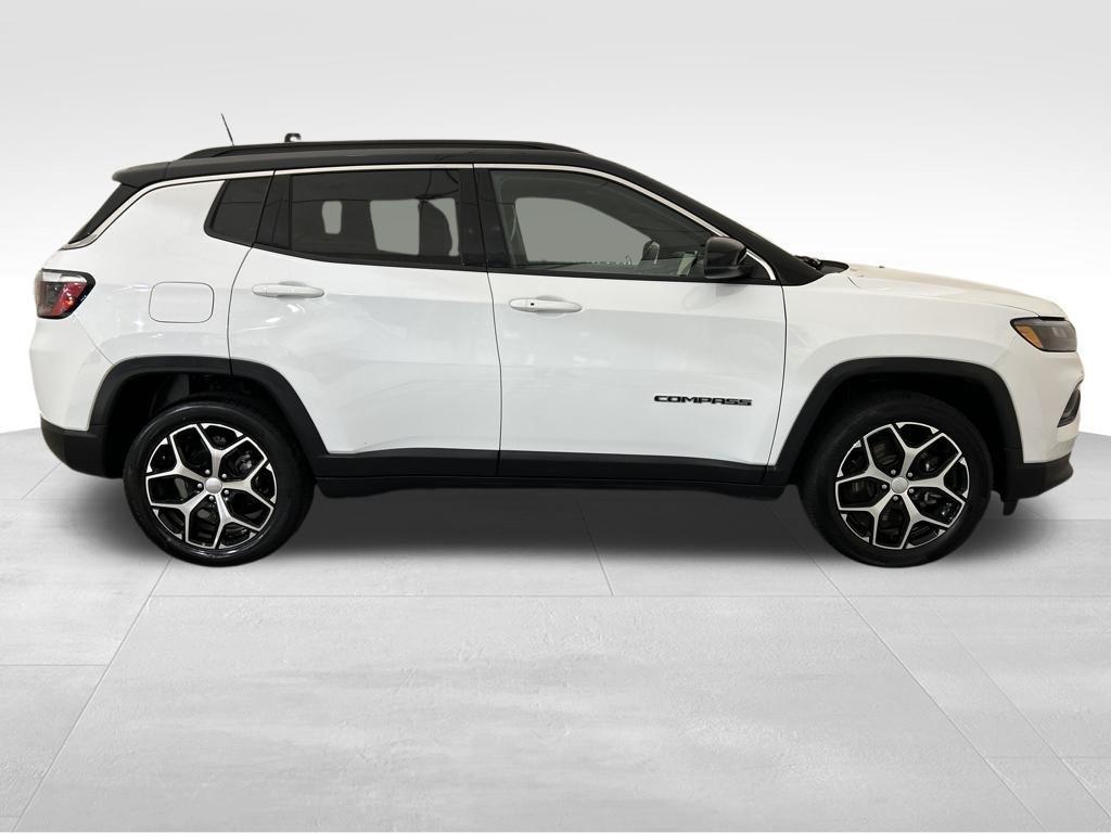 used 2024 Jeep Compass car, priced at $20,888