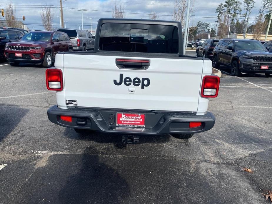 new 2023 Jeep Gladiator car