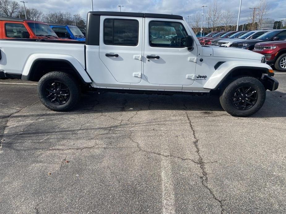 new 2023 Jeep Gladiator car