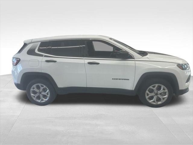 new 2025 Jeep Compass car, priced at $27,990