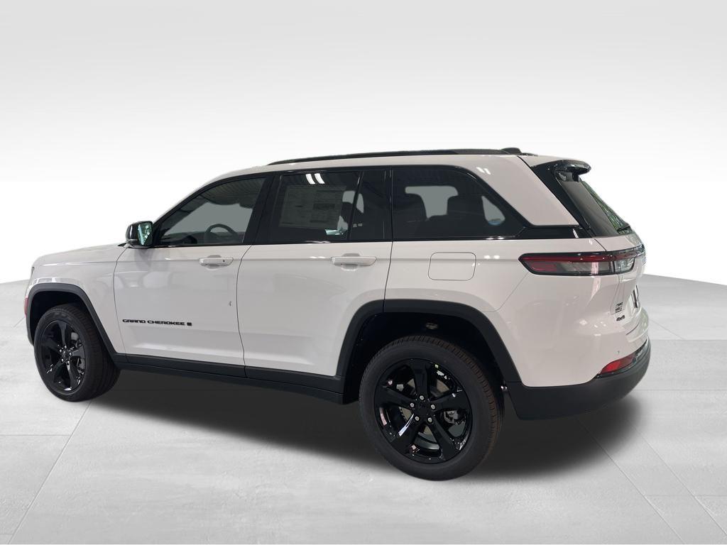 new 2025 Jeep Grand Cherokee car, priced at $56,060