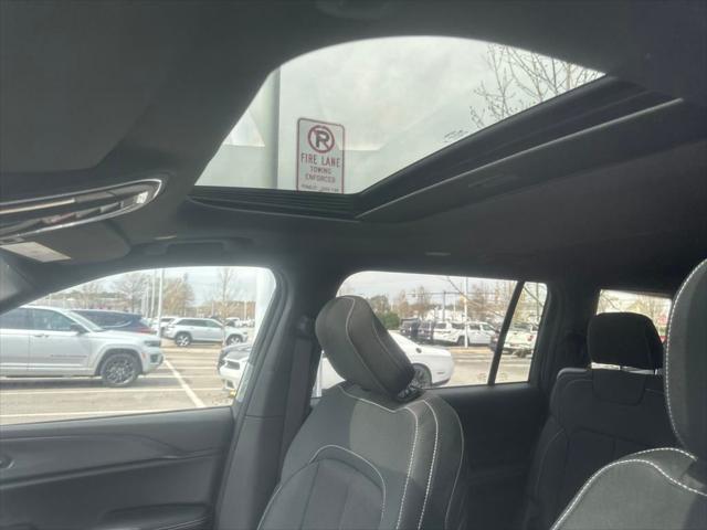 new 2025 Jeep Grand Cherokee L car, priced at $46,470