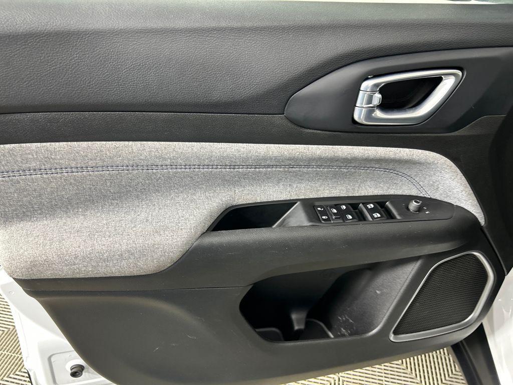 used 2024 Jeep Compass car, priced at $18,495