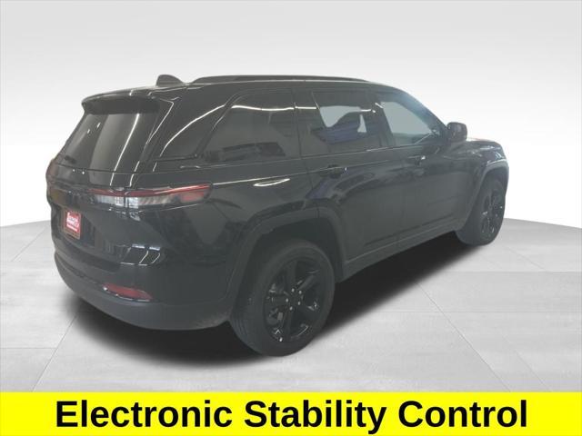 new 2025 Jeep Grand Cherokee car, priced at $48,375