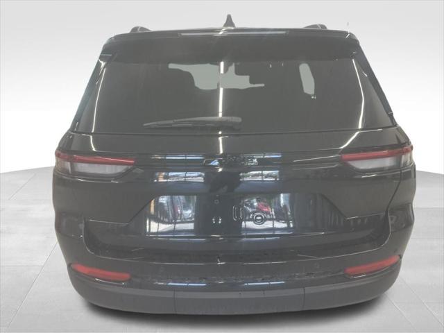 new 2025 Jeep Grand Cherokee car, priced at $49,370