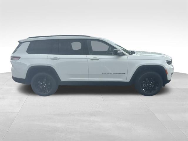new 2025 Jeep Grand Cherokee L car, priced at $48,885