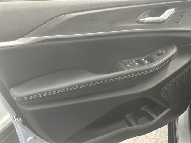 new 2025 Jeep Grand Cherokee car, priced at $52,935