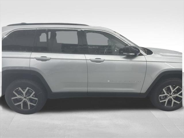 new 2025 Jeep Grand Cherokee car, priced at $52,935