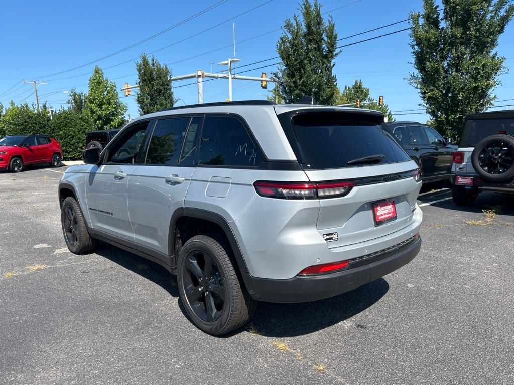 new 2024 Jeep Grand Cherokee car, priced at $51,020