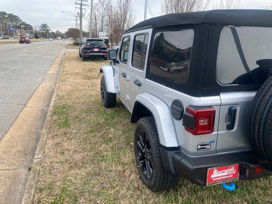 new 2024 Jeep Wrangler 4xe car