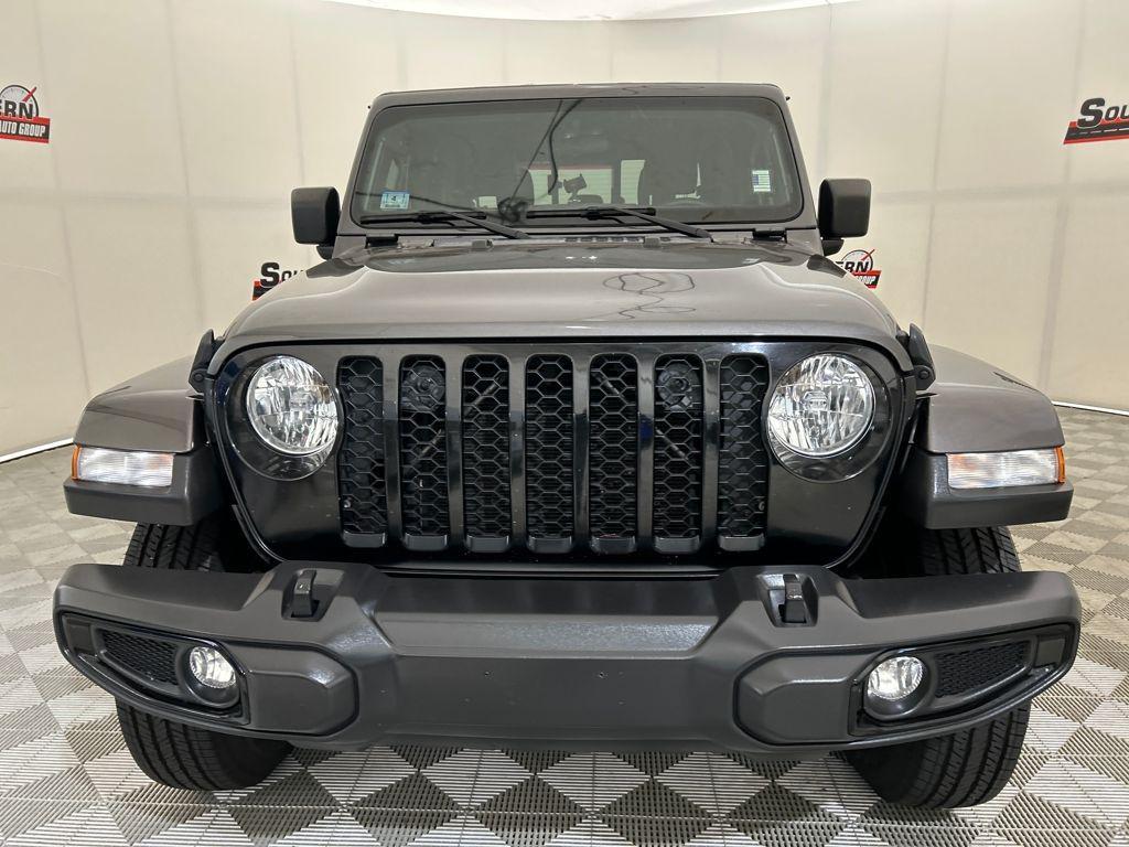 used 2022 Jeep Gladiator car, priced at $28,640