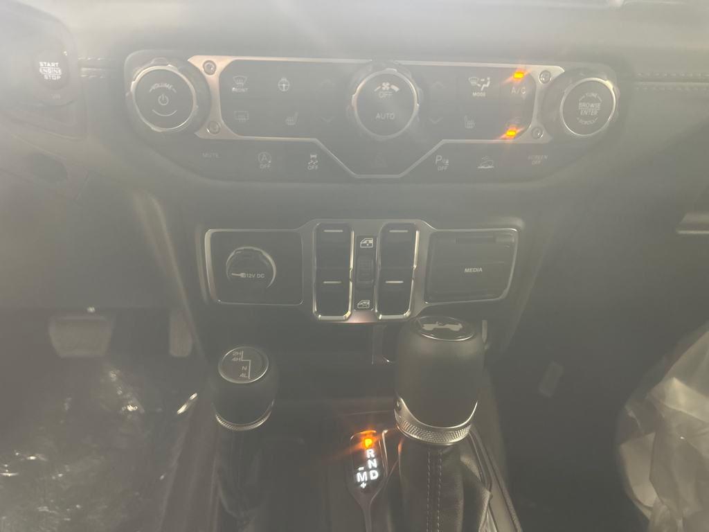 new 2025 Jeep Wrangler car, priced at $62,995