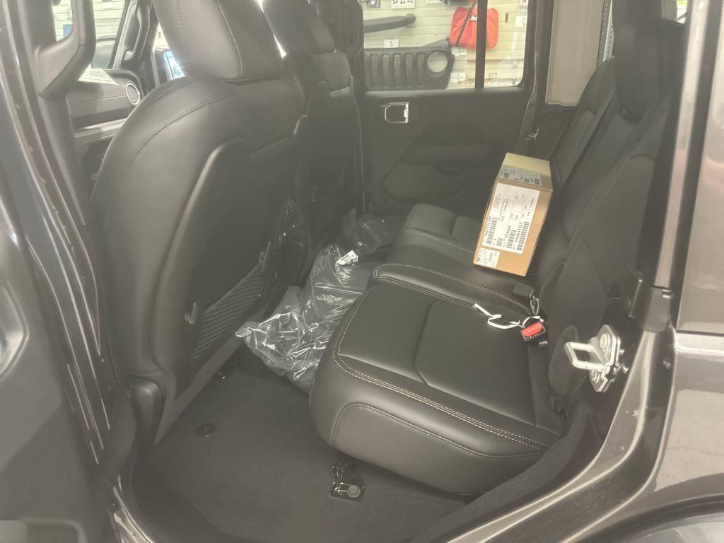 new 2025 Jeep Wrangler car, priced at $62,995