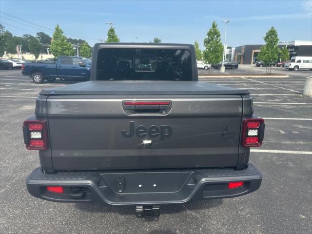 new 2025 Jeep Gladiator car, priced at $53,705