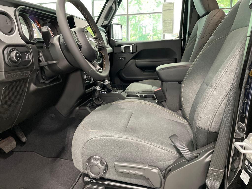 used 2024 Jeep Gladiator car, priced at $34,999