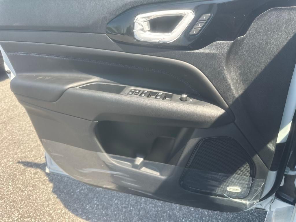 new 2025 Jeep Compass car, priced at $39,210