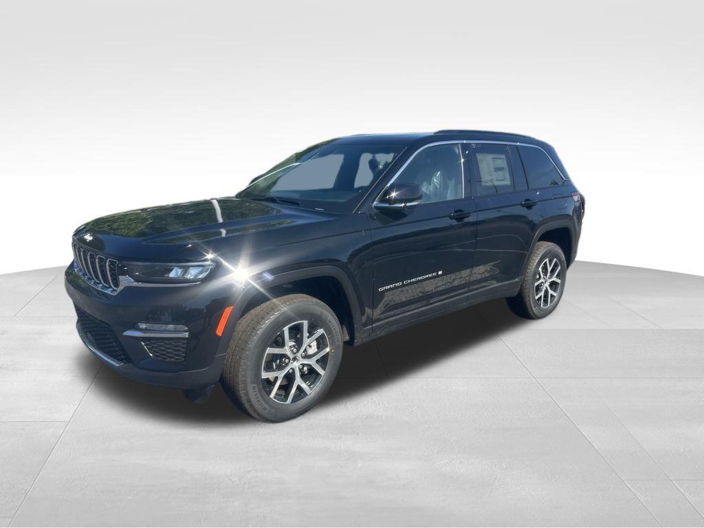 new 2025 Jeep Grand Cherokee car, priced at $50,010