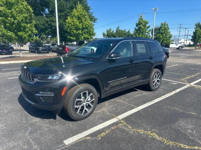new 2025 Jeep Grand Cherokee car, priced at $50,010