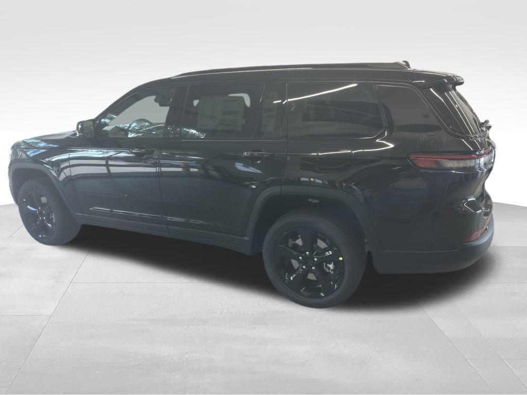 new 2025 Jeep Grand Cherokee L car, priced at $57,760