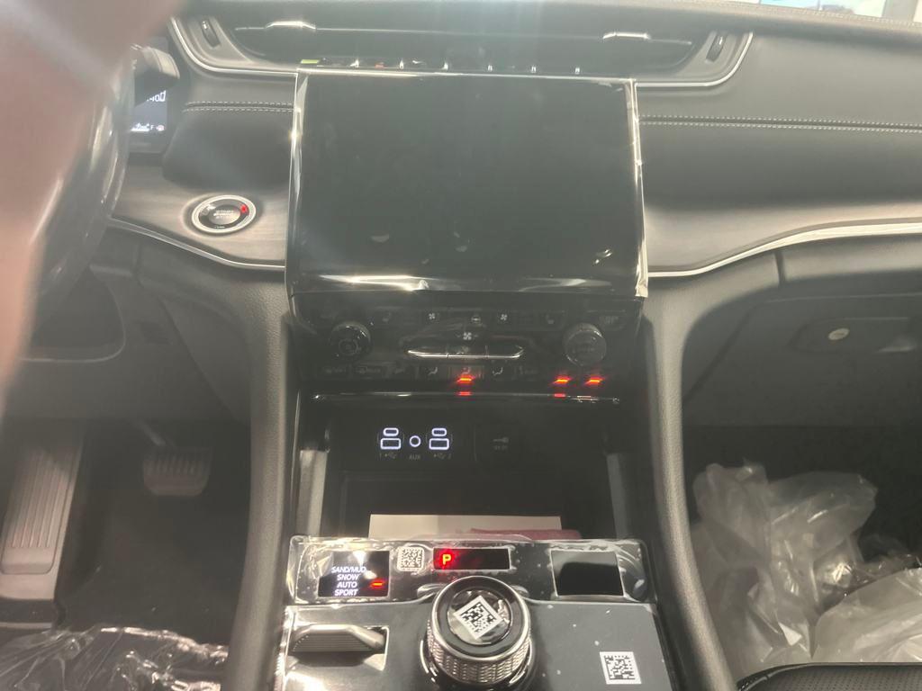 new 2025 Jeep Grand Cherokee L car, priced at $57,760
